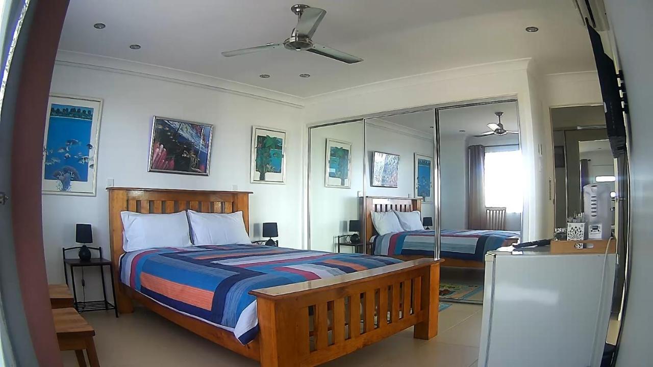 Margs Bed And Breakfast Bowen Eksteriør billede